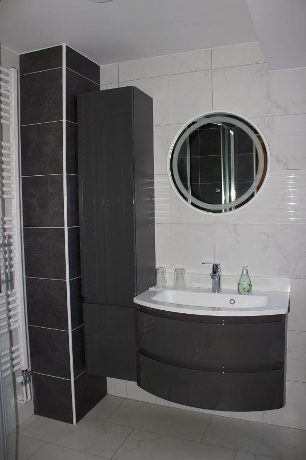 Malina Apartamento Vransko Exterior foto