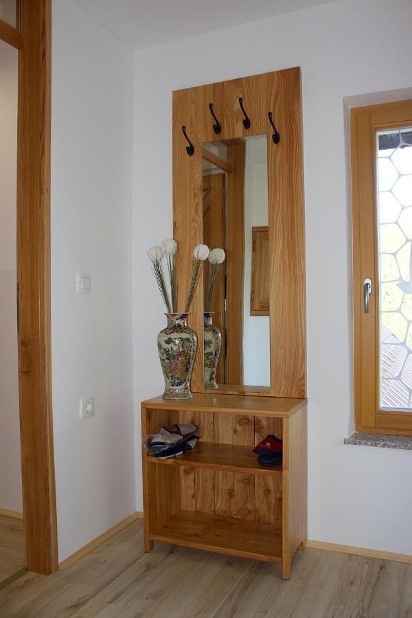 Malina Apartamento Vransko Exterior foto