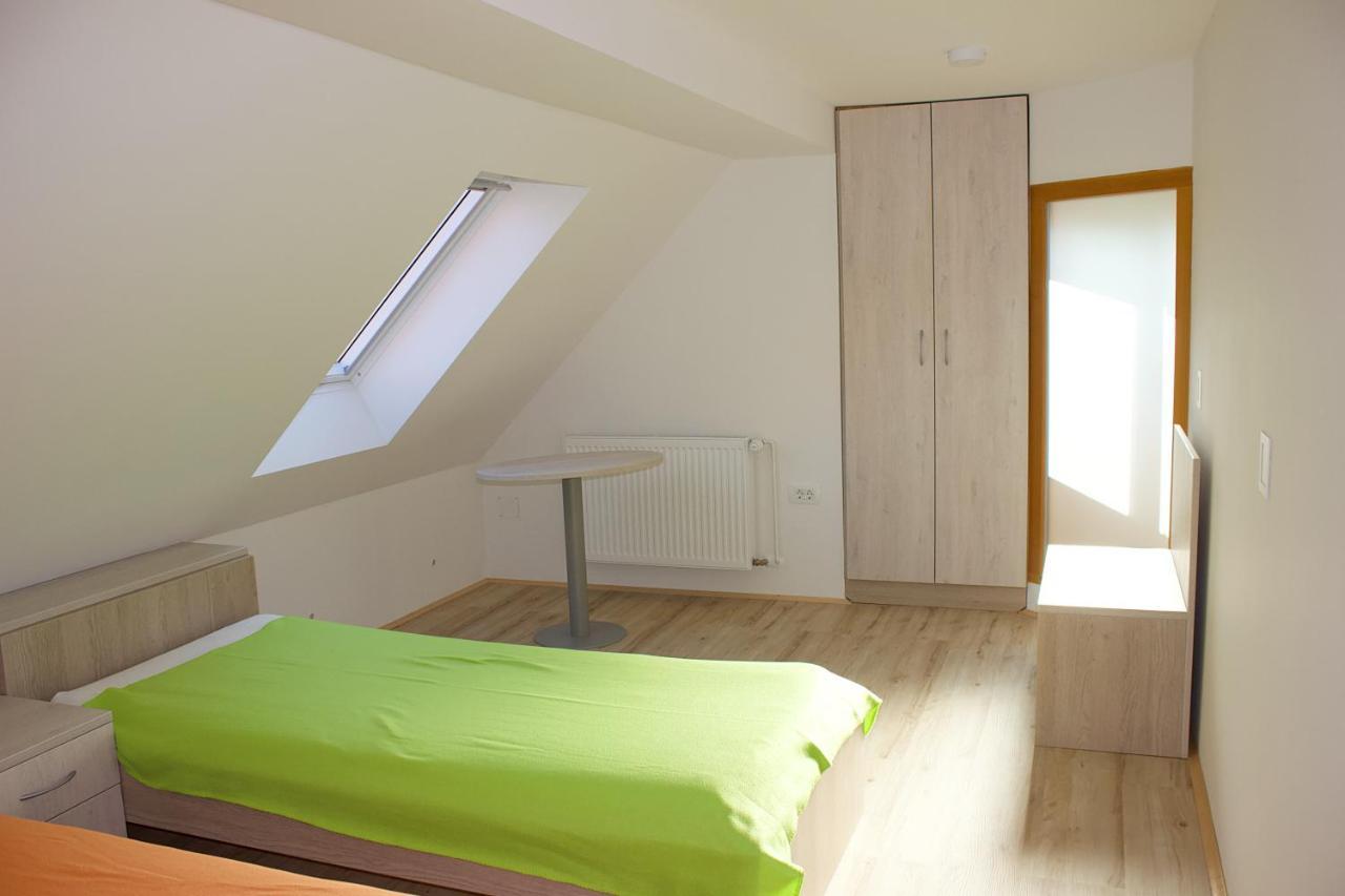 Malina Apartamento Vransko Exterior foto